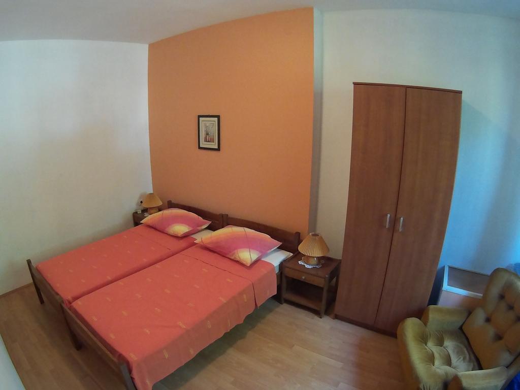 Vesna Apartment Пула Екстериор снимка